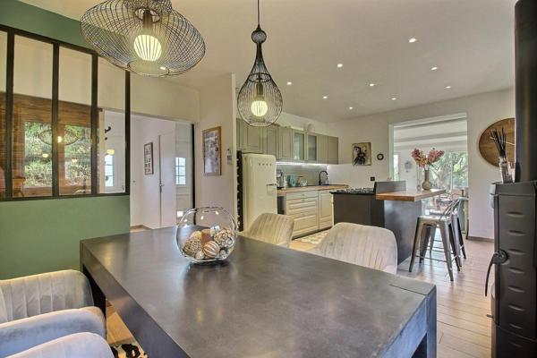 Maison Le Beausset 5 pièce(s) 105 m2