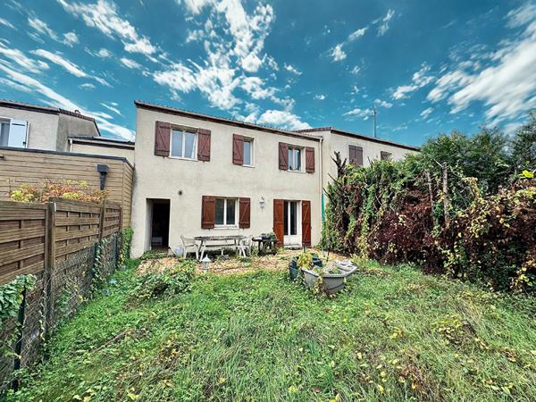 Maison 98 m² - Orleans Argonne - 5 pièces - 4 chambres - garage et jardin