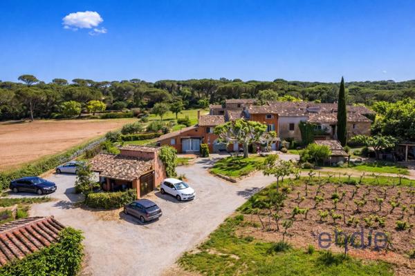 Offrez-vous le luxe d'habiter une bastide de caractère et la liberté d'un revenu locatif régulier.