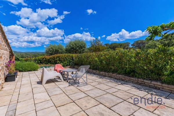 Offrez-vous le luxe d'habiter une bastide de caractère et la liberté d'un revenu locatif régulier.