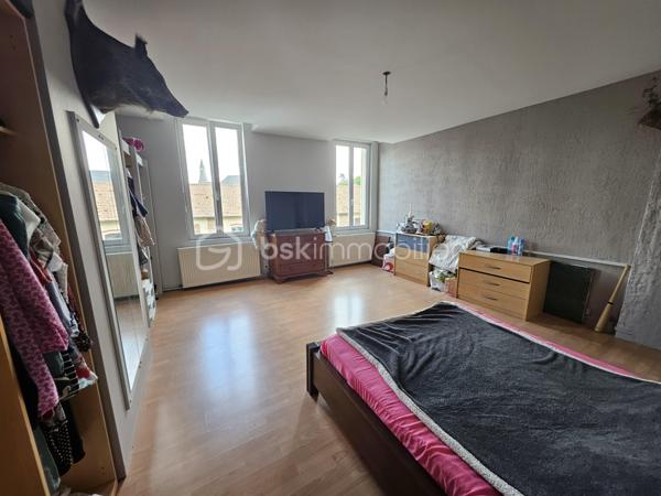 Maison ancienne de 228 m²