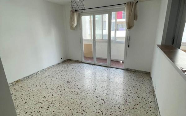 Appartement à vendre    3 pièces •  Saint-Laurent-du-Var