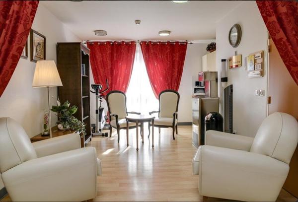 INVESTISSEMENT LOCATIF – Frouzins – Résidence EHPAD La Triade - 7% de rentabilité