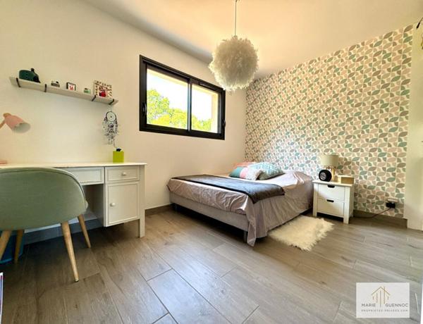 Maison contemporaine sur terrain de 1000m2  - Calme absolu et beaux volumes