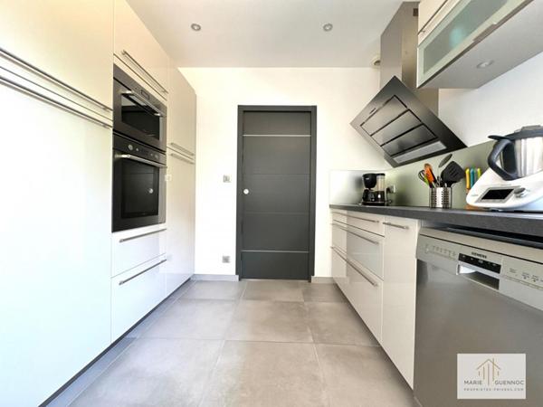 Maison contemporaine sur terrain de 1000m2  - Calme absolu et beaux volumes