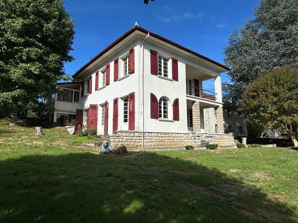 Maison à vendre 8 pièces Proche d'Orthez avec sa grande dépendance