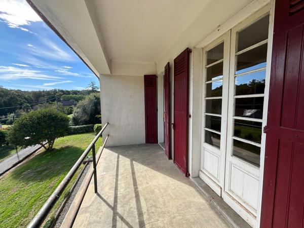 Maison à vendre 8 pièces Proche d'Orthez avec sa grande dépendance