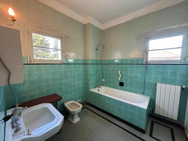 Maison à vendre 8 pièces Proche d'Orthez avec sa grande dépendance