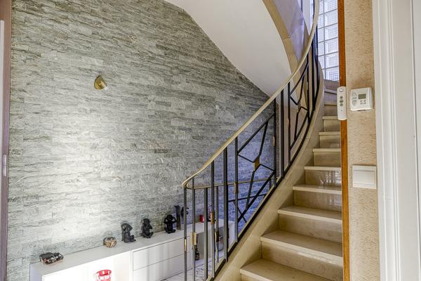 Maison 8 pièces - 180 m²