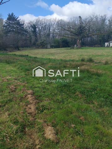 Beau terrain de 1960 m² constructible