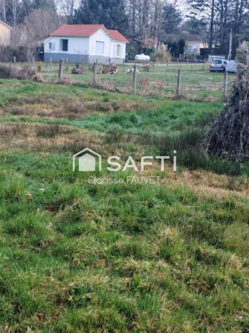 Beau terrain de 1960 m² constructible