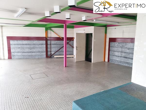 Saint-Éloy-les-Mines (63700) Local Polyvalent de 320 m² – Saint-Éloy-les-Mines