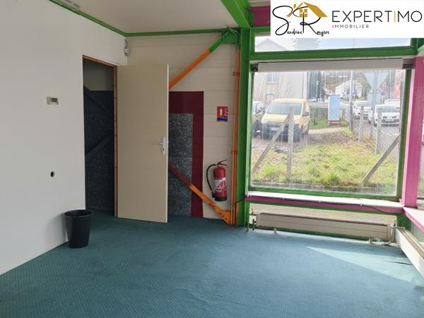 Saint-Éloy-les-Mines (63700) Local Polyvalent de 320 m² – Saint-Éloy-les-Mines