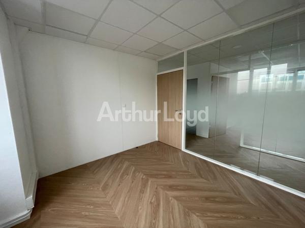 Bureaux à louer Lille centre grande hauteur sous plafond et accessibilité