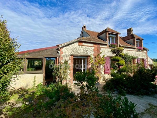 Authentique Briarde de charme rénovée – 170 m² habitables sur 1300 m² de terrain – Saint-Just-en-Brie