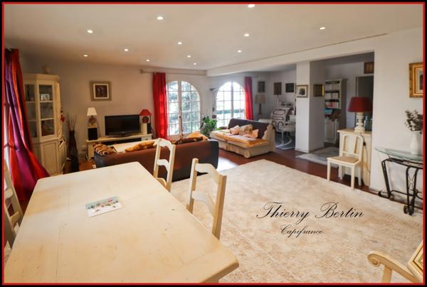 Appartement à vendre 4 pièces VILLENEUVE LOUBET (06)