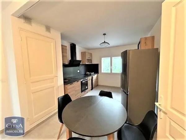 Appartement à louer 3 pièces 61.95m²