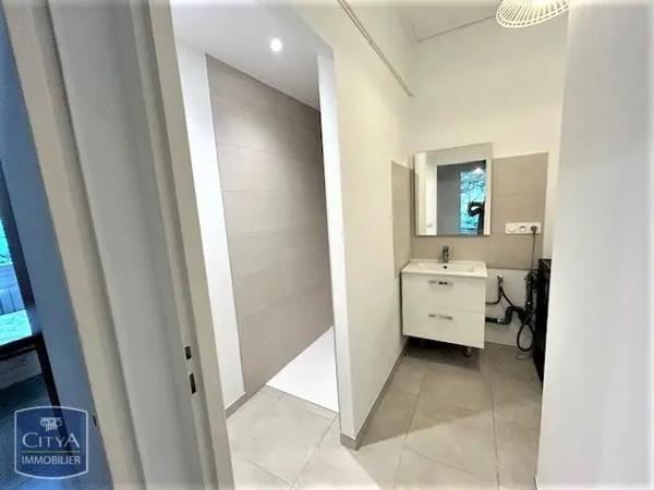 Appartement à louer 3 pièces 61.95m²