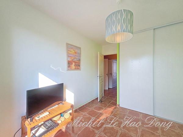Maison en marina de type P4 en duplex à vendre à Aigues-Mortes (30220)