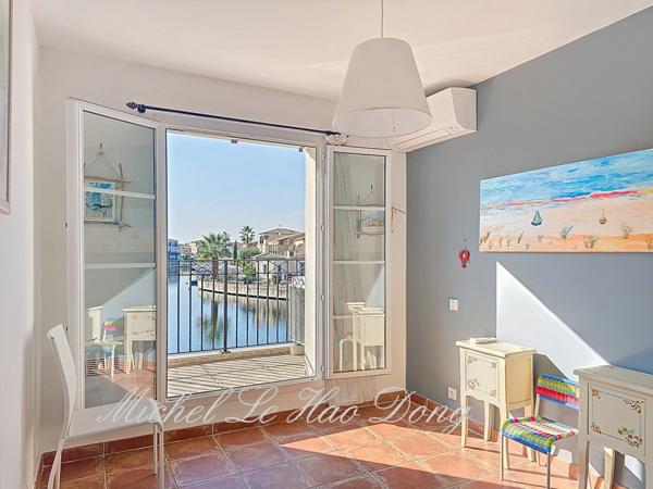 Maison en marina de type P4 en duplex à vendre à Aigues-Mortes (30220)