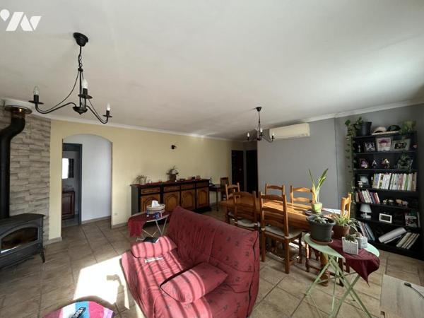 Malataverne, maison de plain pied 90m2 hab. , parcelle 941m2.