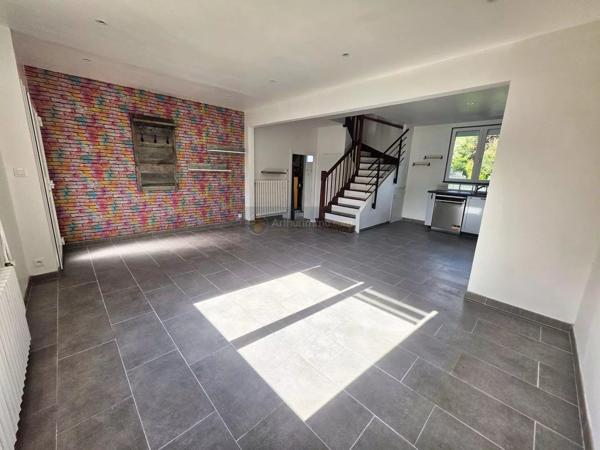 Location                                                      Maison de ville
                        
                     6 pièces                      121 m2                     à Brest