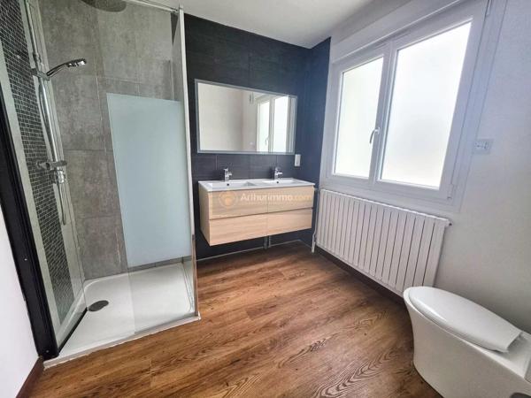 Location                                                      Maison de ville
                        
                     6 pièces                      121 m2                     à Brest