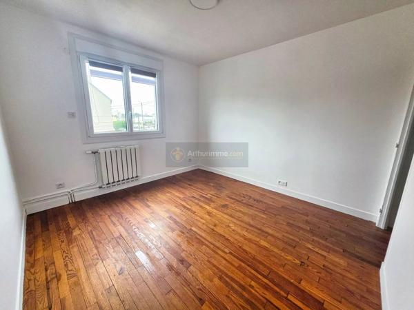 Location                                                      Maison de ville
                        
                     6 pièces                      121 m2                     à Brest