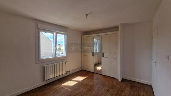 Location                                                      Maison de ville
                        
                     6 pièces                      121 m2                     à Brest
