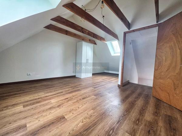 Location                                                      Maison de ville
                        
                     6 pièces                      121 m2                     à Brest
