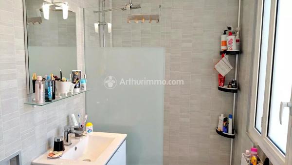 Vente                                                      Maison de ville
                        
                     5 pièces                      133 m2                     à Castres