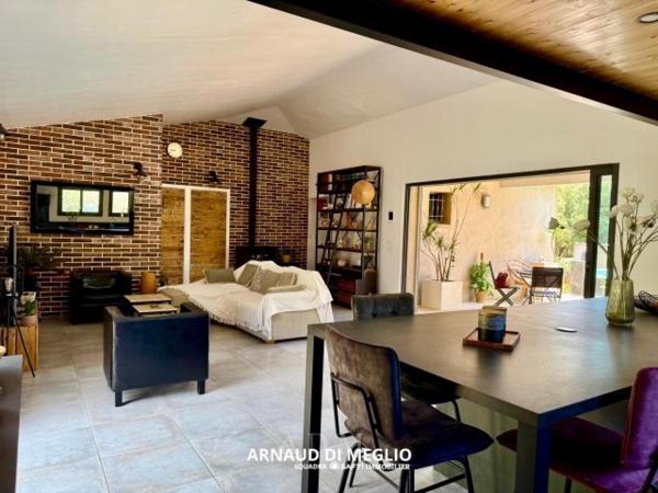 Propriété au calme dans la campagne bonifacienne