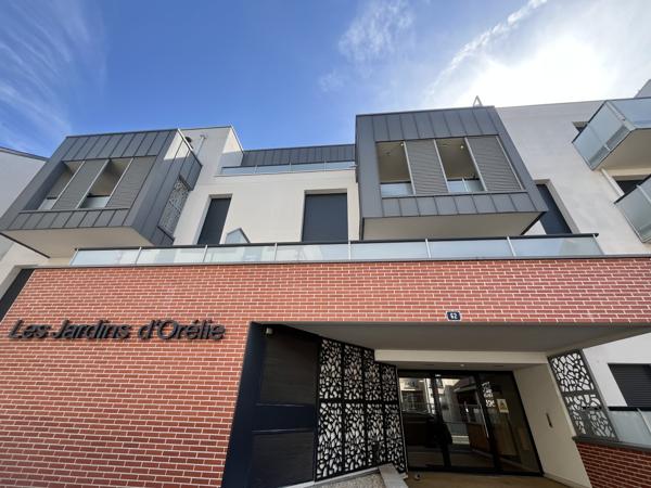 Appartement à louer 960 € CC ORLEANS 3 p 64 m² DPE C