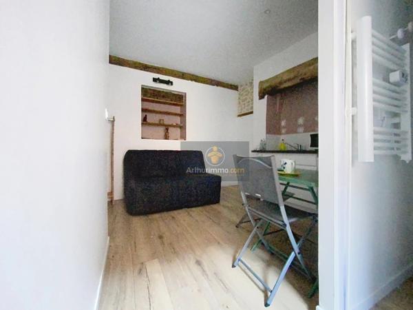 Location Studio 1 pièces 14 m2 à Allas-les-Mines