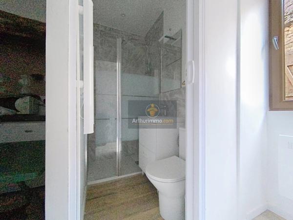 Location Studio 1 pièces 14 m2 à Allas-les-Mines