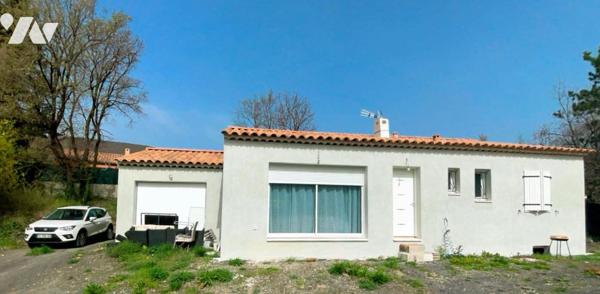 VILLA RECENTE + TERRAIN  3 CHBRES GARAGES WC DOUCHE DEBARRAS CUISINE SEJOUR SPACIEUX CLIM REVERSIBLE