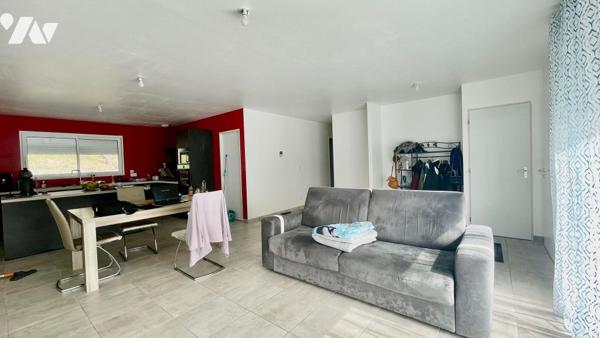 VILLA RECENTE + TERRAIN  3 CHBRES GARAGES WC DOUCHE DEBARRAS CUISINE SEJOUR SPACIEUX CLIM REVERSIBLE