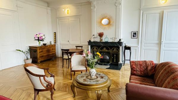 L’Art de Vivre dans un Hôtel Particulier du XIXᵉ