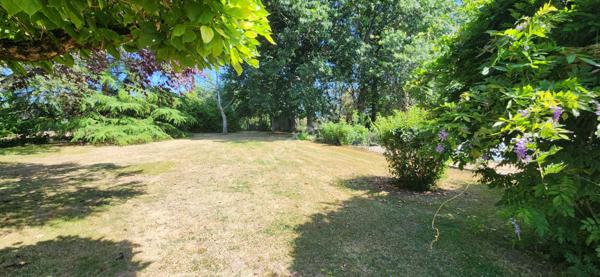 Maison de plain-pied aux portes de Bergerac avec terrain exceptionnel !