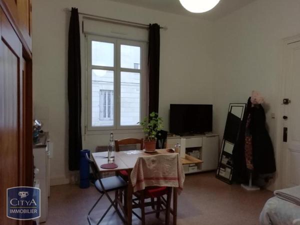 Appartement à louer 1 pièce 21.09m²
