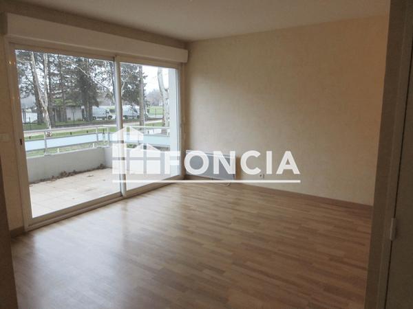 Location Appartement 2 pièces 37.2 m² - 26 RUE DU CHEMIN VERT Pau 64000