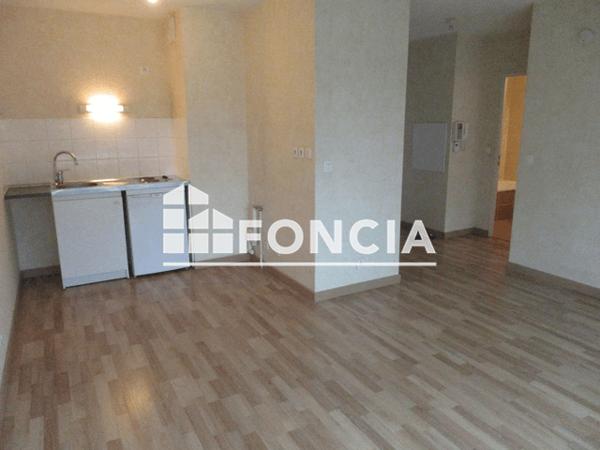 Location Appartement 2 pièces 37.2 m² - 26 RUE DU CHEMIN VERT Pau 64000