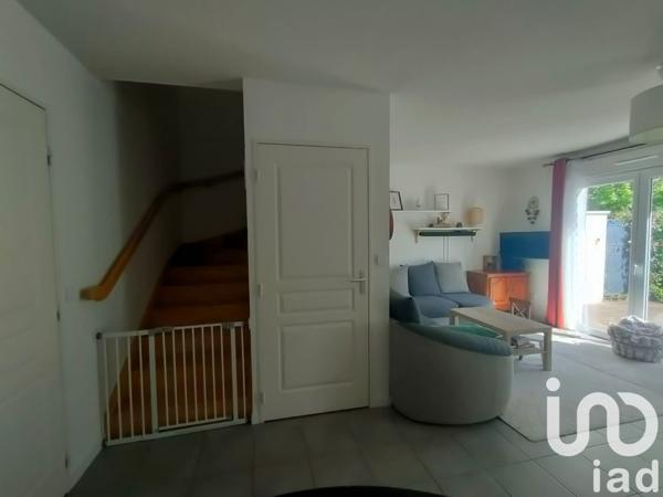 House for sale 4 rooms 88 m² Montlouis-sur-Loire