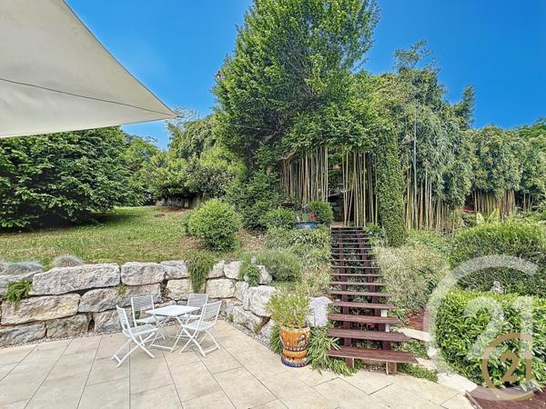 Maison à vendre  6 pièces - 215 m2 BART - 25