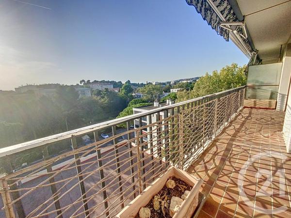 Appartement F5 à vendre  5 pièces - 92,79 m2 MARSEILLE - 13013