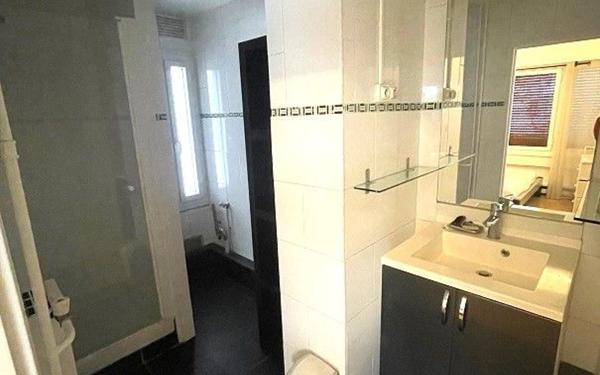 Appartement à louer    2 pièces • 44,54 m2 Paris 20