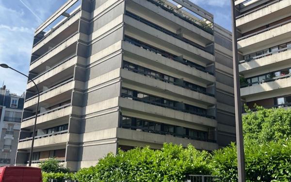 Appartement à louer    2 pièces • 44,54 m2 Paris 20