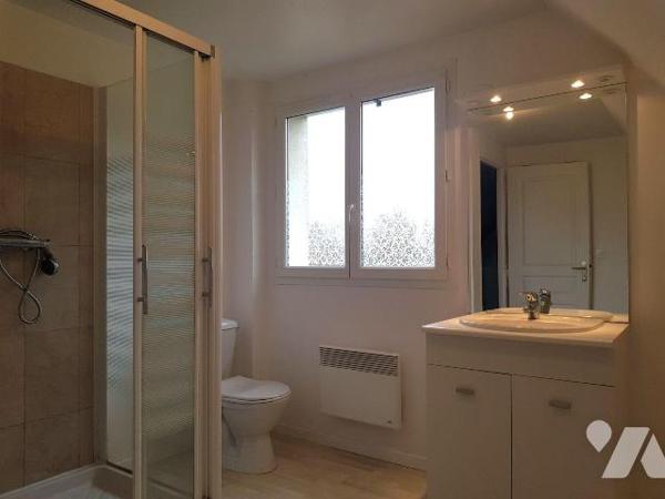 A VENDRE -  A CHATRES SUR CHER  (41) 
Découvrez cette agréable maison construite en 2007 d'une...