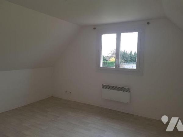 A VENDRE -  A CHATRES SUR CHER  (41) 
Découvrez cette agréable maison construite en 2007 d'une...