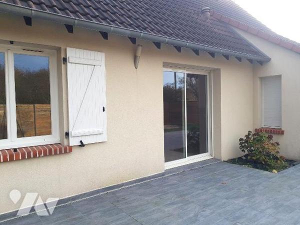 A VENDRE -  A CHATRES SUR CHER  (41) 
Découvrez cette agréable maison construite en 2007 d'une...